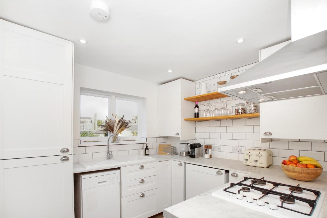 Bright, Stylish & Cosy 3-Bed Flat Near Mile End Lejlighed London Eksteriør billede