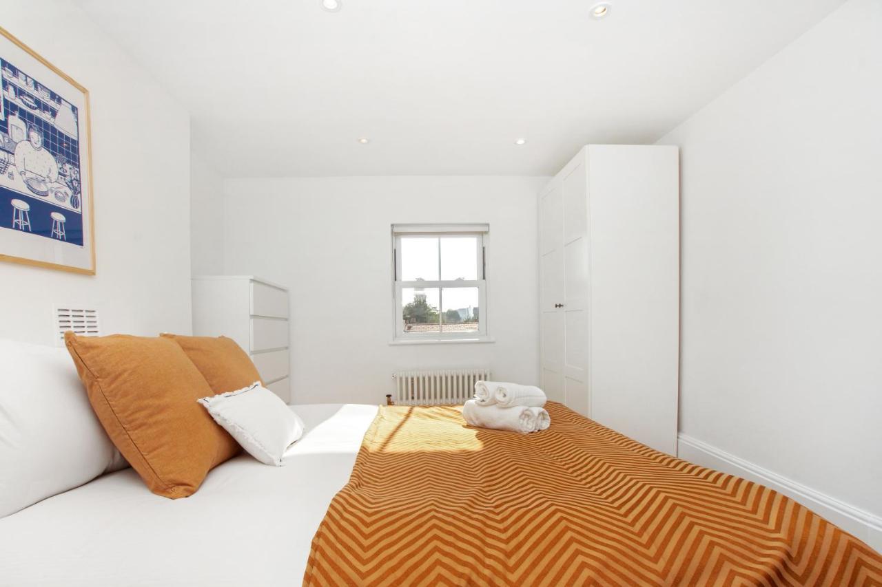 Bright, Stylish & Cosy 3-Bed Flat Near Mile End Lejlighed London Eksteriør billede